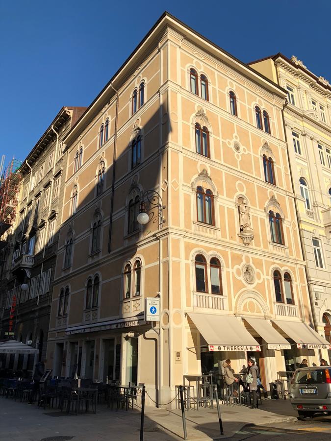 9 Stanze - Boutique Rooms Trieste Exterior photo